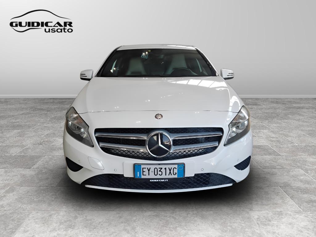 Mercedes-Benz Classe A - W176 - A 180 Sport E6