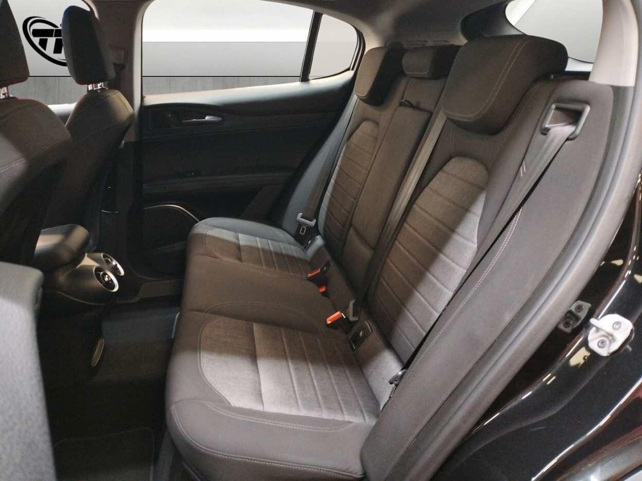 Alfa Romeo Stelvio 2017 2.2 t Business Q4 190cv auto my19