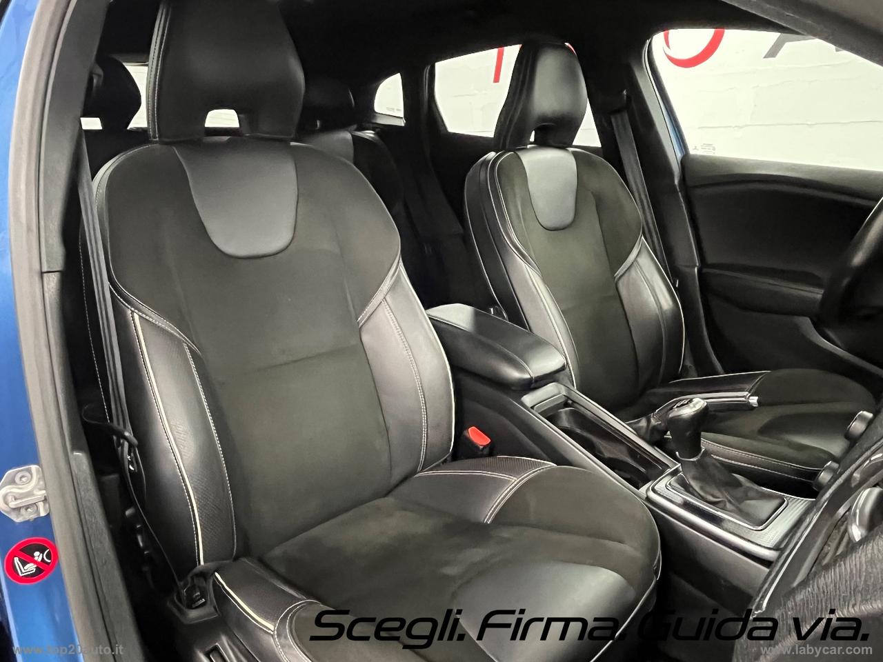 VOLVO V40 D2 R-design FARI LED|DOPPIO SCARICO