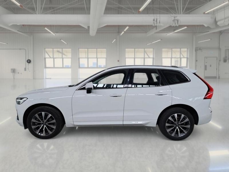 VOLVO XC60 B4 D AWD automatico Momentum Pro