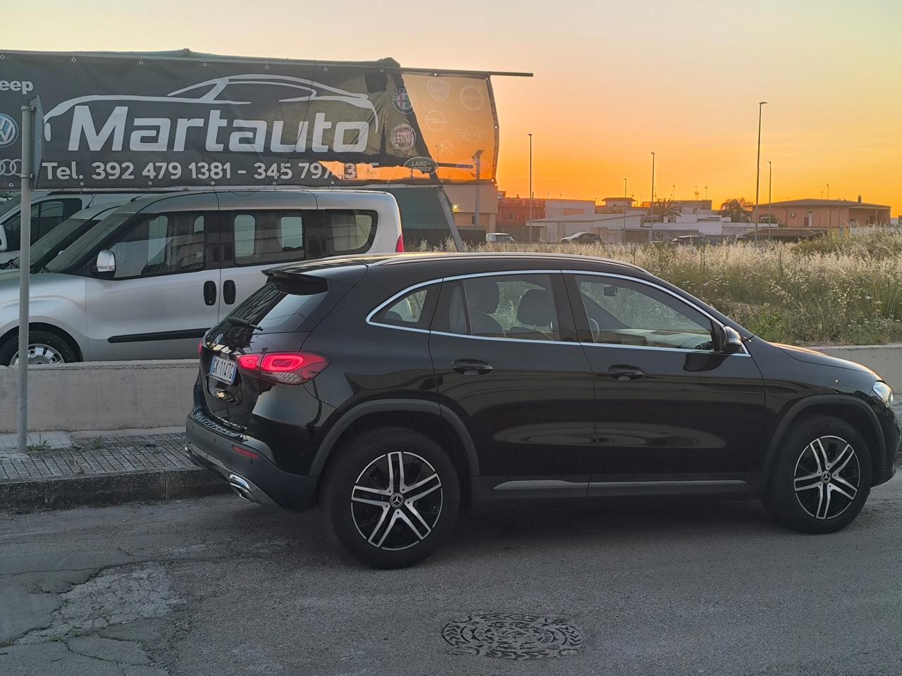 MERCEDES GLA SPORT PLUS 180cdi 09/2022 MOTORE 2.0 MERCEDES