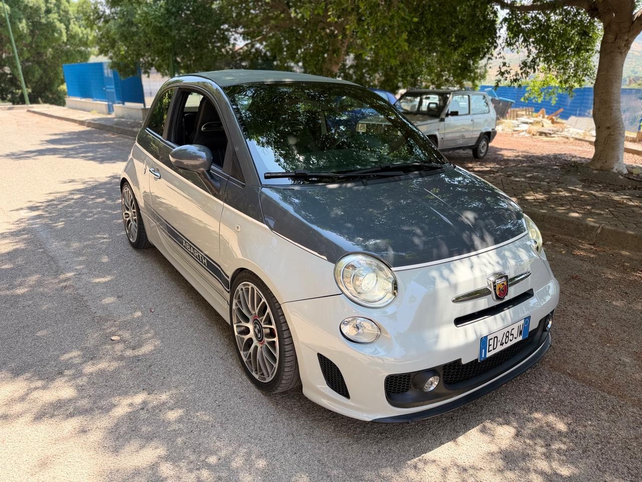 Abarth 500 C 1.4 Turbo T-Jet MTA Bicolore