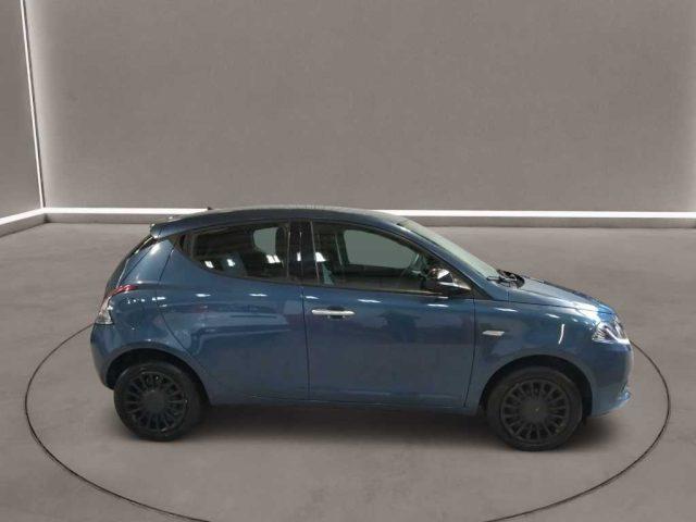 LANCIA Ypsilon 402 - My23 1.0 Firefly 70 CvStart&Stop Hybrid Sil