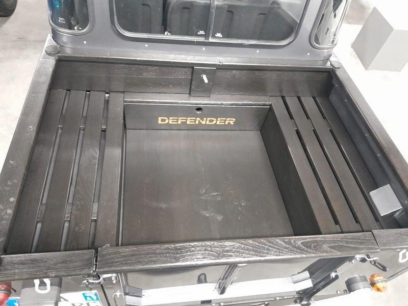 Land Rover Defender 110 2.4 TD4 CREW CAB