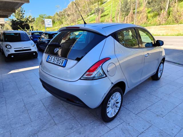 LANCIA Ypsilon 0.9 TwinAir 85 CV 5 porte Metano *VENDUTA*