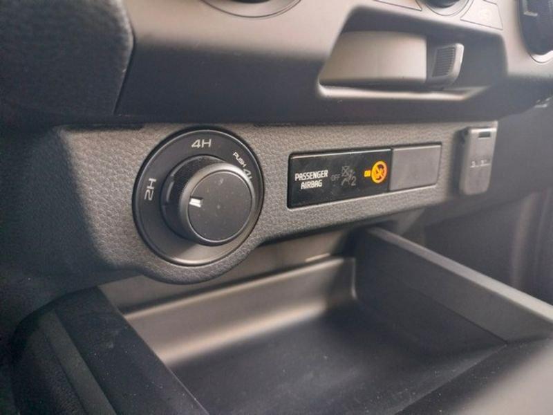 Isuzu D-Max N60 D-Max N60 1.9 aut. Crew BB+ Cab con Shutter Lid!!