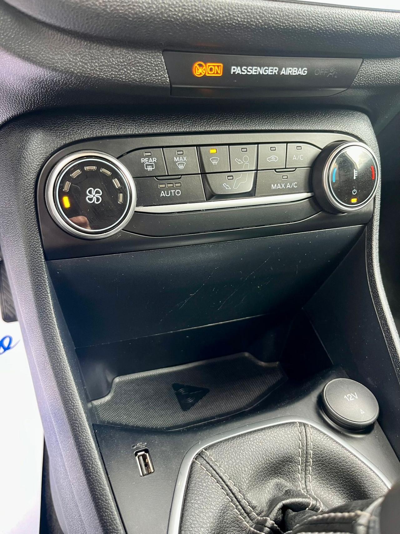 Ford Fiesta 1.1 75 CV 5 porte Titanium