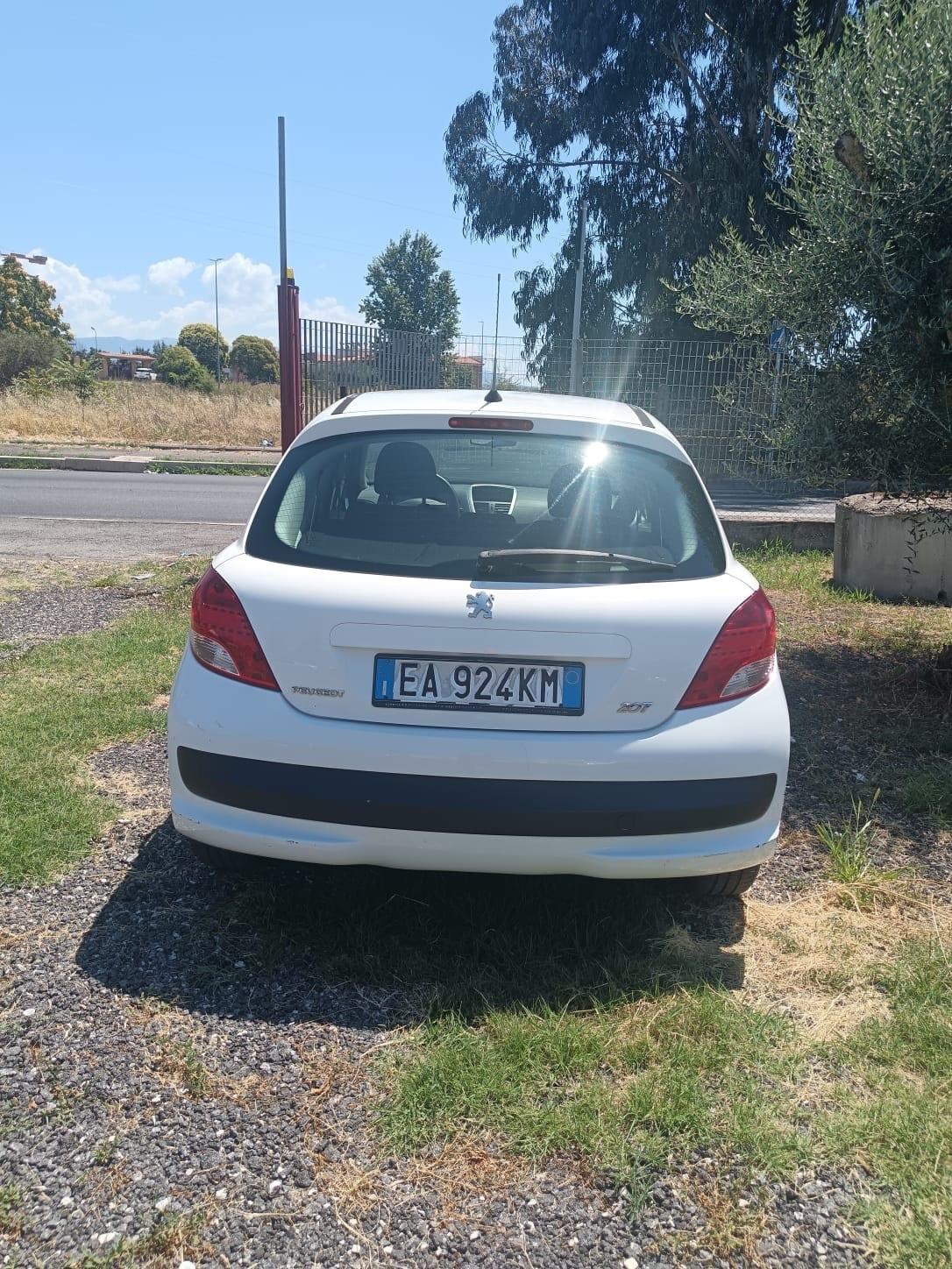 Peugeot 207 1.4 8V 75CV 5p. X Line ECO GPL
