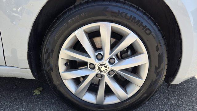 SKODA Octavia 1.5 DSG Wagon Ambition G-Tec PERMUTE UNICOPROPR.