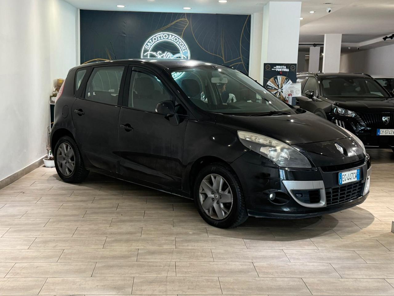 Renault Scenic Scénic X-Mod 1.5 dCi 110CV Luxe