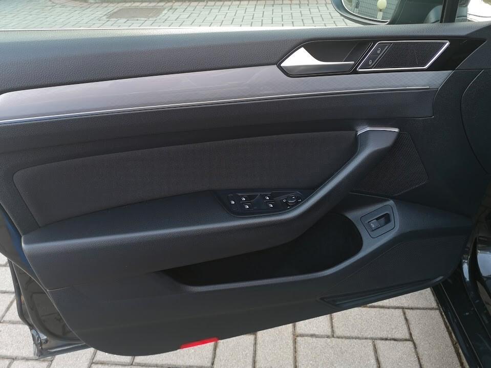 Volkswagen Passat Variant 2.0 TDI SCR EVO DSG Business