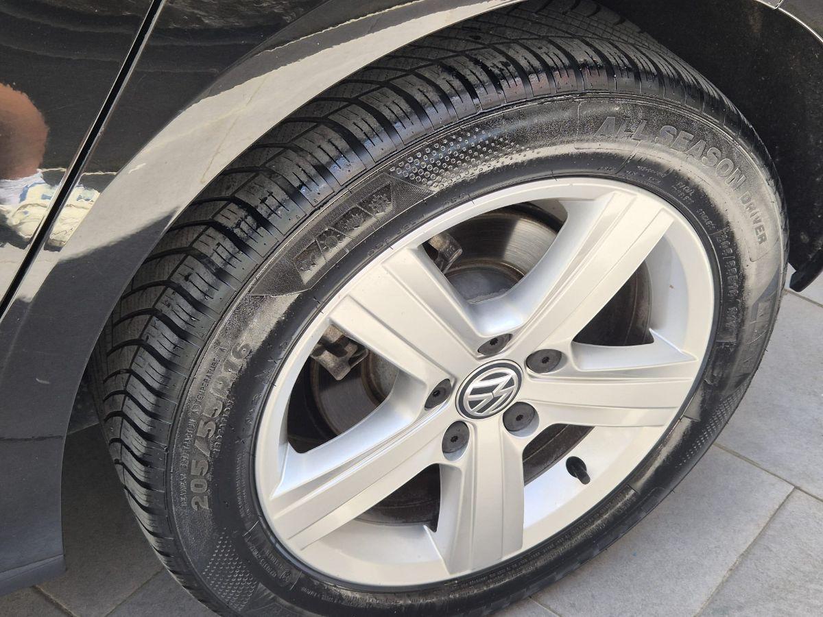 VOLKSWAGEN - Golf - 1.4 TGI DSG 5p. Highline BlueMotion