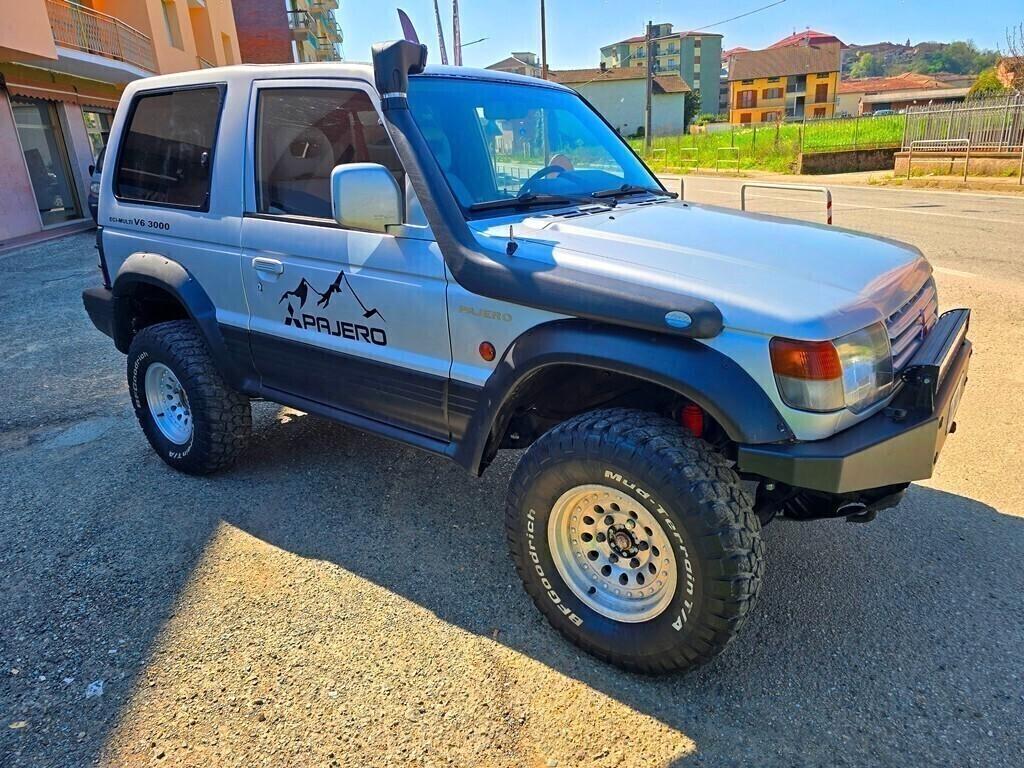 Mitsubishi Pajero 3.0 V6 150CV GLS PREPARATO
