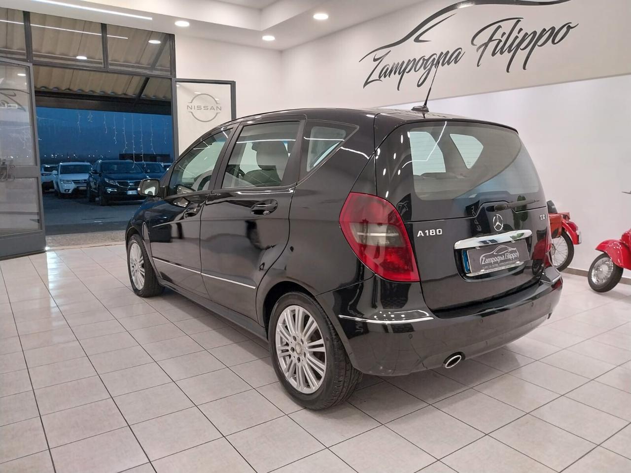 Mercedes-benz A 180 CDI 110CV Elegance 2010