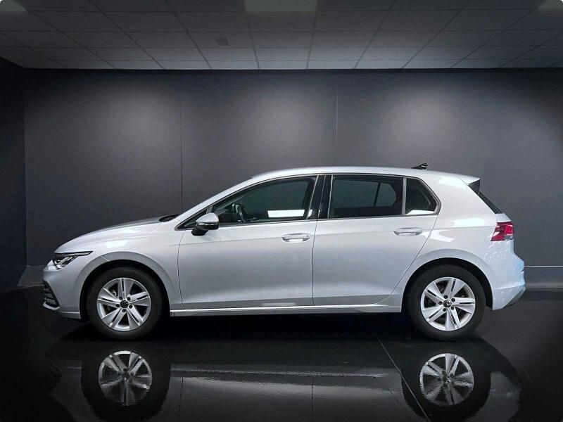 VOLKSWAGEN Golf 8ª serie Golf 1.0 eTSI EVO DSG...