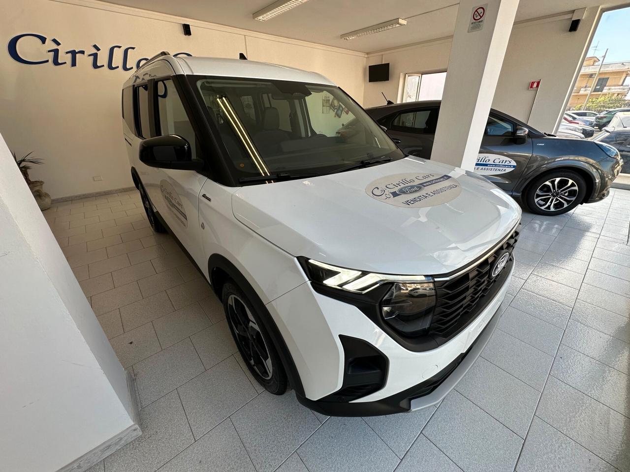 Ford Tourneo Courier 1.0 EcoBoost Powershift Titanium