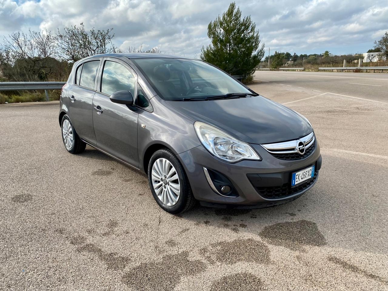 Opel Corsa 1.2 85CV 5 porte GPL-TECH One