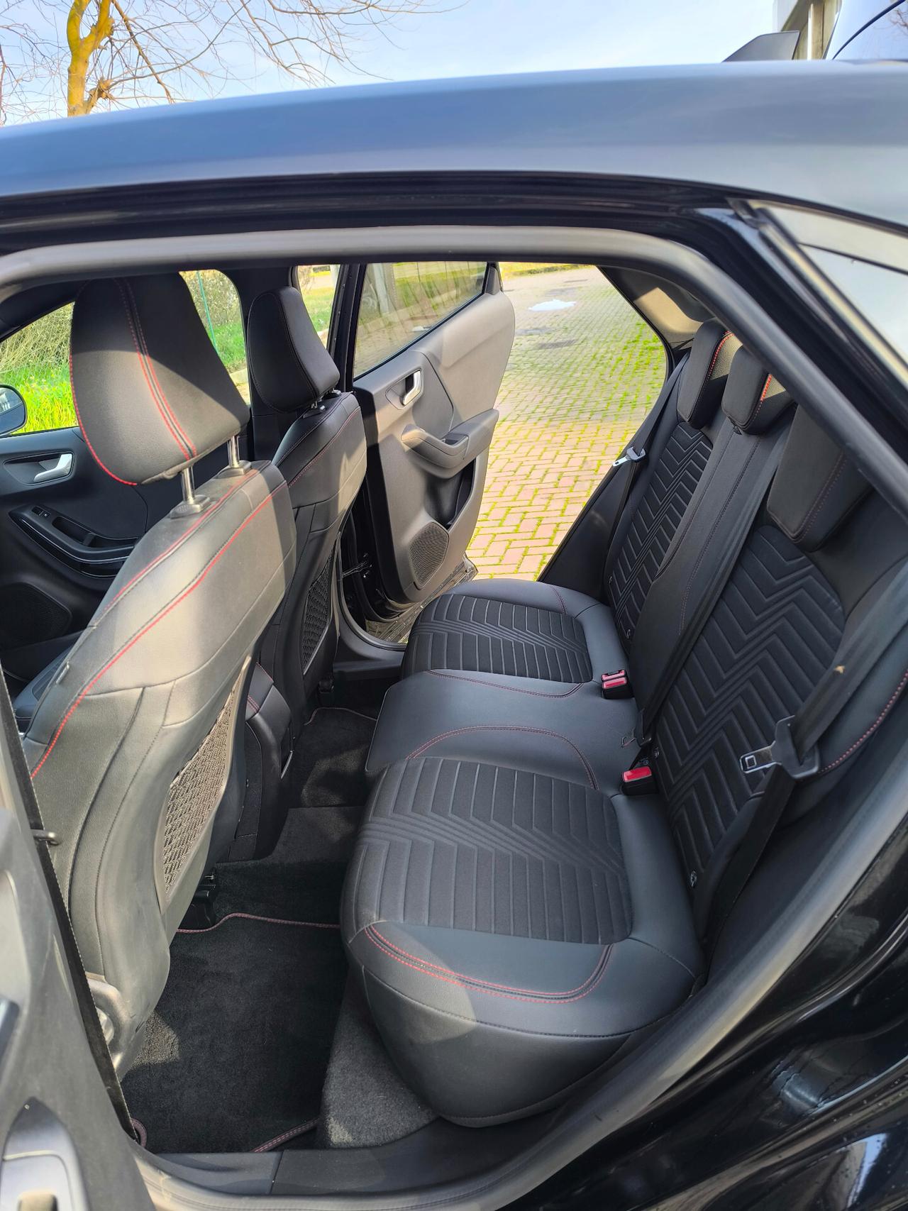 Ford Puma 1.0 EcoBoost Hybrid 125 CV S&S aut. ST-Line X