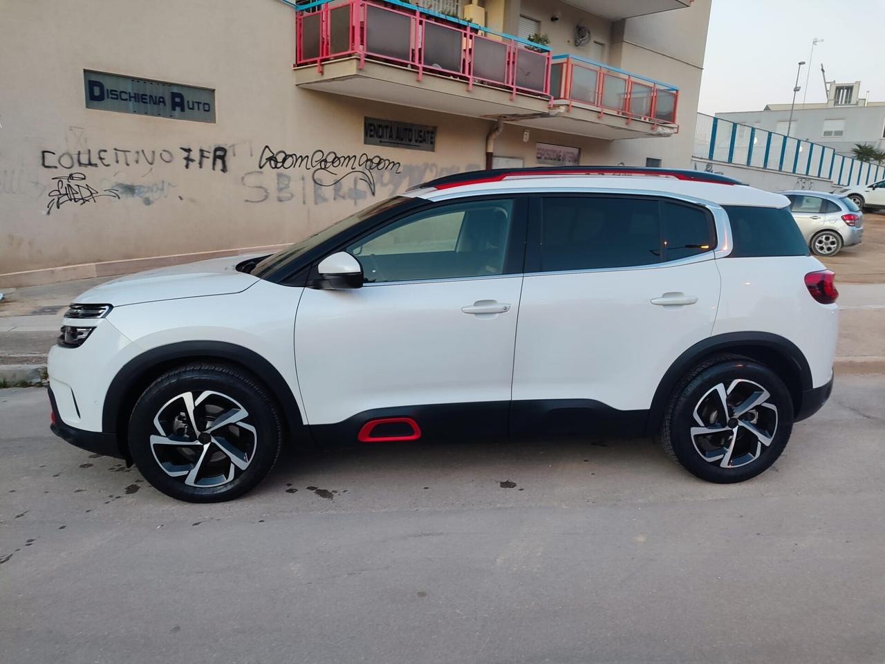 C5 Aircross 1.5 Bluehdi SHINE 130CV SUPER FULL !!
