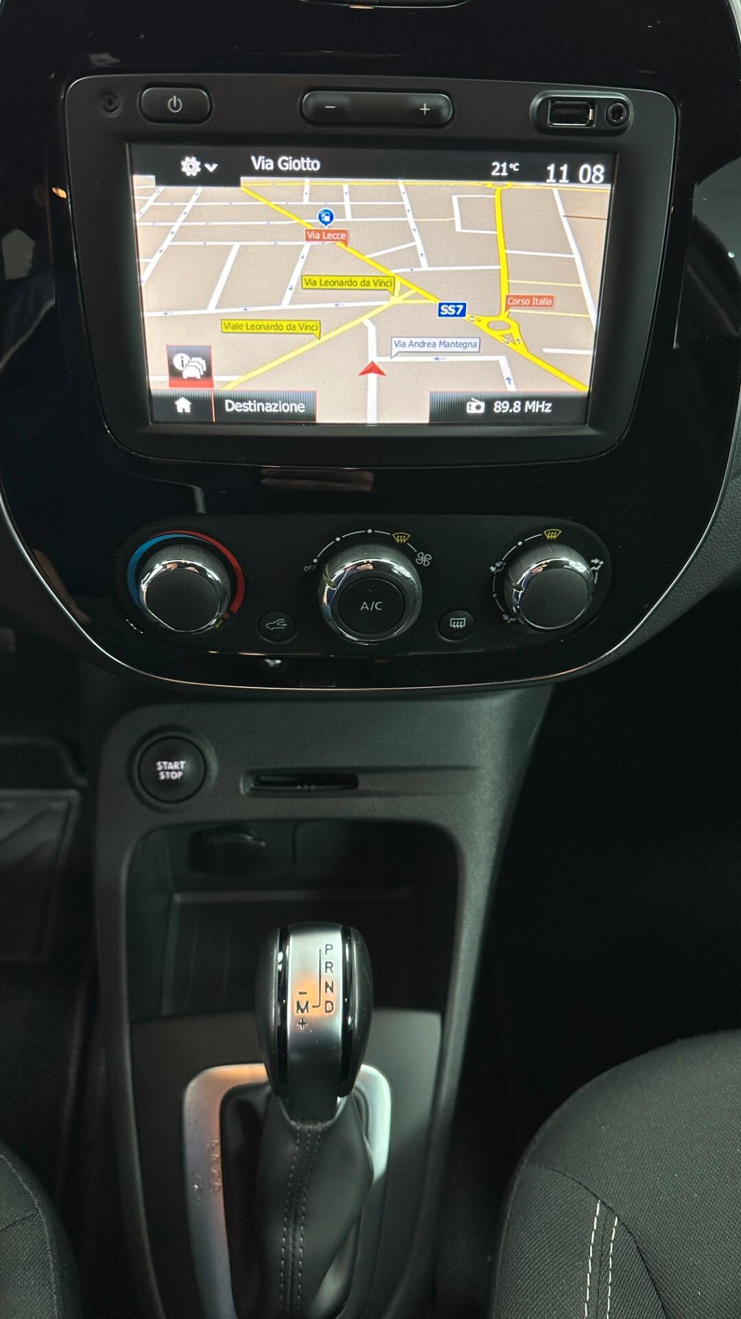 Renault Captur dCi 8V 90 CV EDC Sport Edition