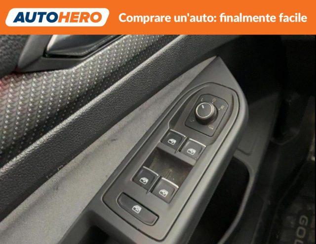 VOLKSWAGEN Golf 1.5 eTSI 150 CV EVO ACT DSG R-Line