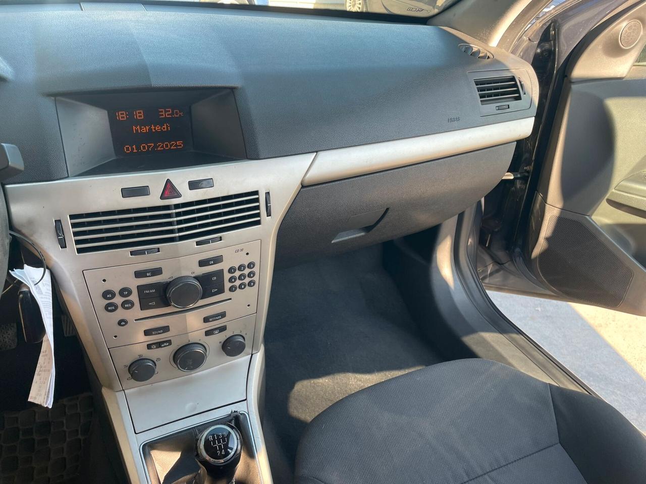 Opel Astra 1.4 16V Twinport 5 porte Enjoy