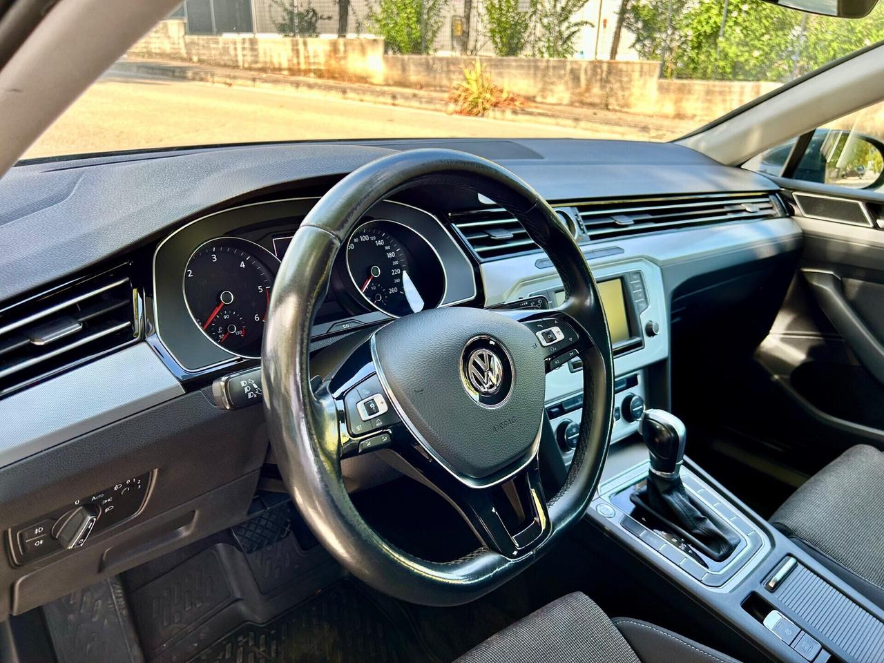 Volkswagen Passat Variant 1.6 TDI SCR DSG Business BMT - APPENA TAGLIANDATA !