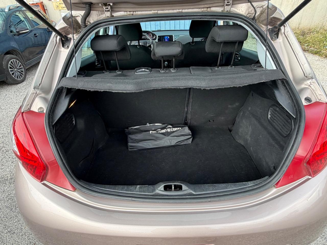 Peugeot 208 PureTech 82 5 porte Access