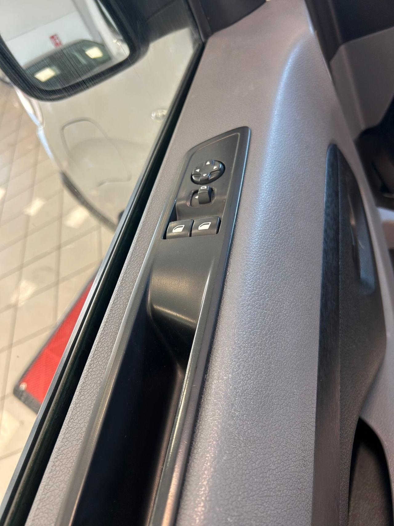 Peugeot Expert e-Expert 75kW PL-TN Furgone Premium Standard