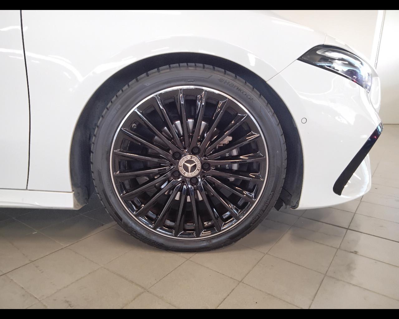 Mercedes-Benz Classe A - W177 2023 - A 180 d AMG Line Advanced Plus auto