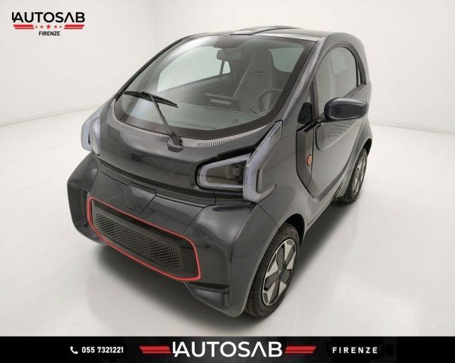 XEV YOYO Elettrica Clima Bluethoot Unico Proprietario