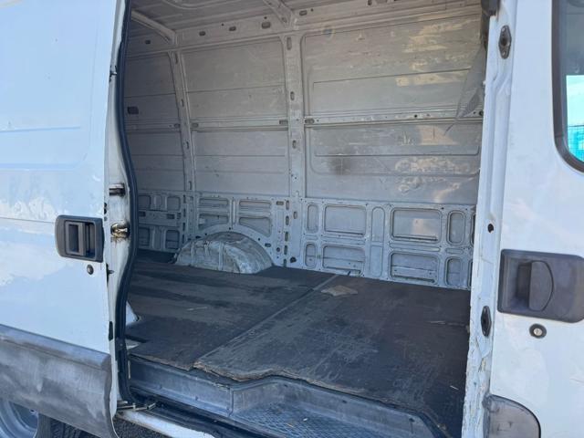 IVECO Daily 35C12 2.3 Hpi TDI PM-TA Furg.