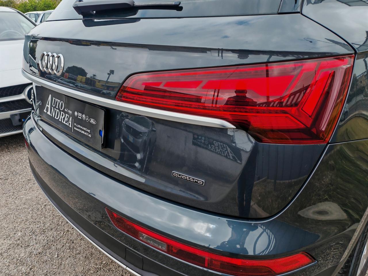 Audi Q5 2.0TDI ibrida full optional 2022