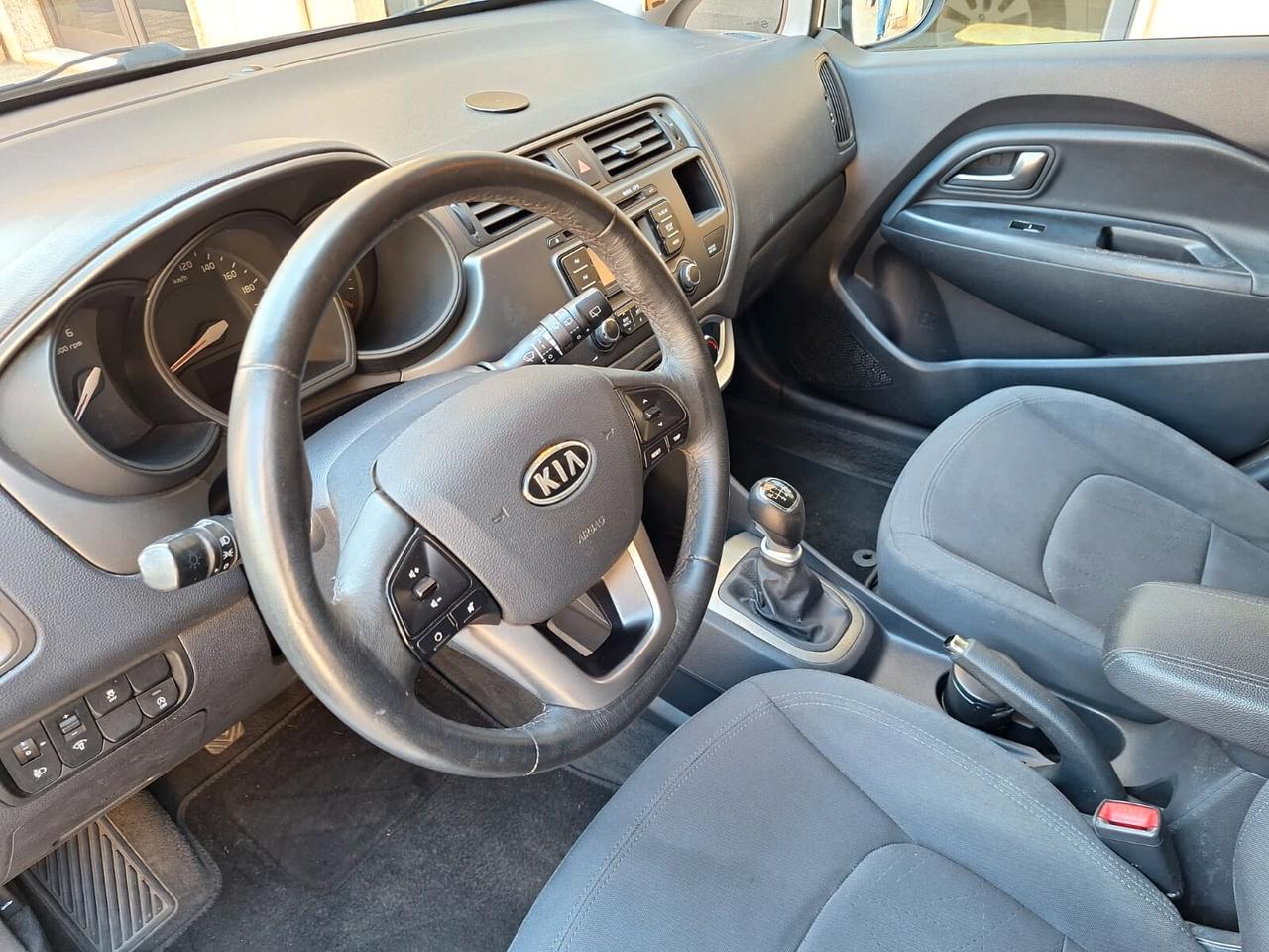 Kia Rio 1.1 CRDi WGT 5p. EX PLUS