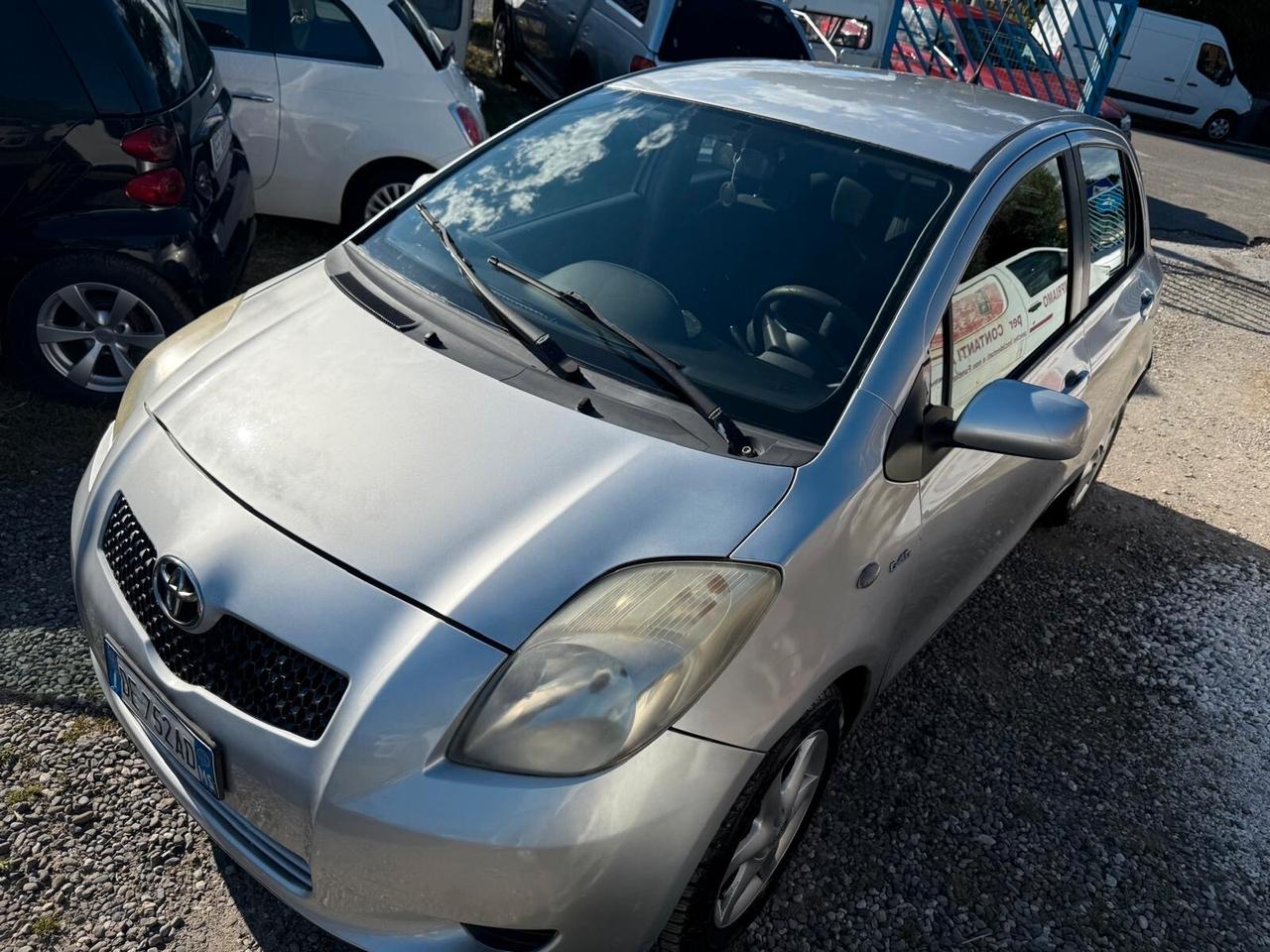 Toyota Yaris 1.4 D-4D 5 porte Sol
