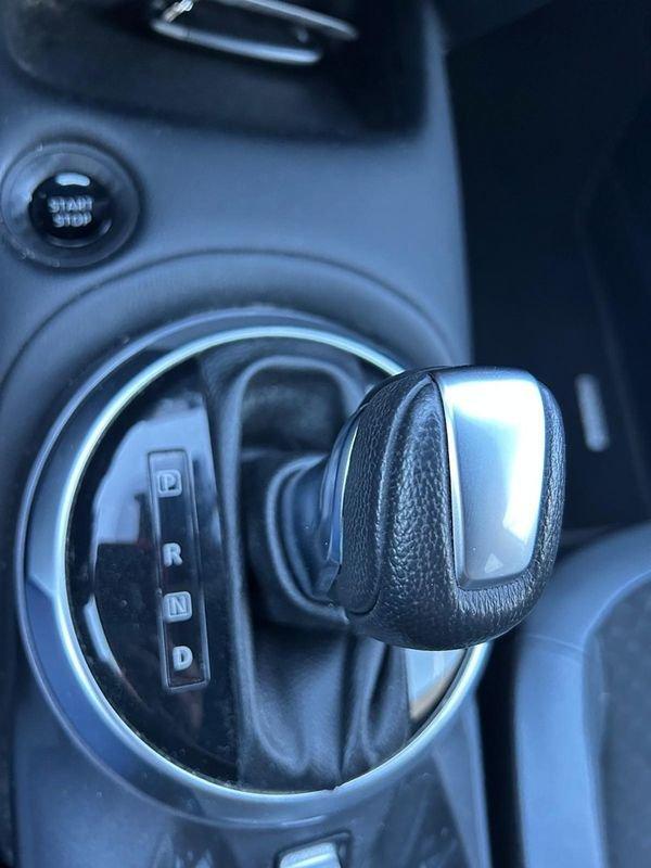 Nissan Juke 1.6 hev N-Connecta