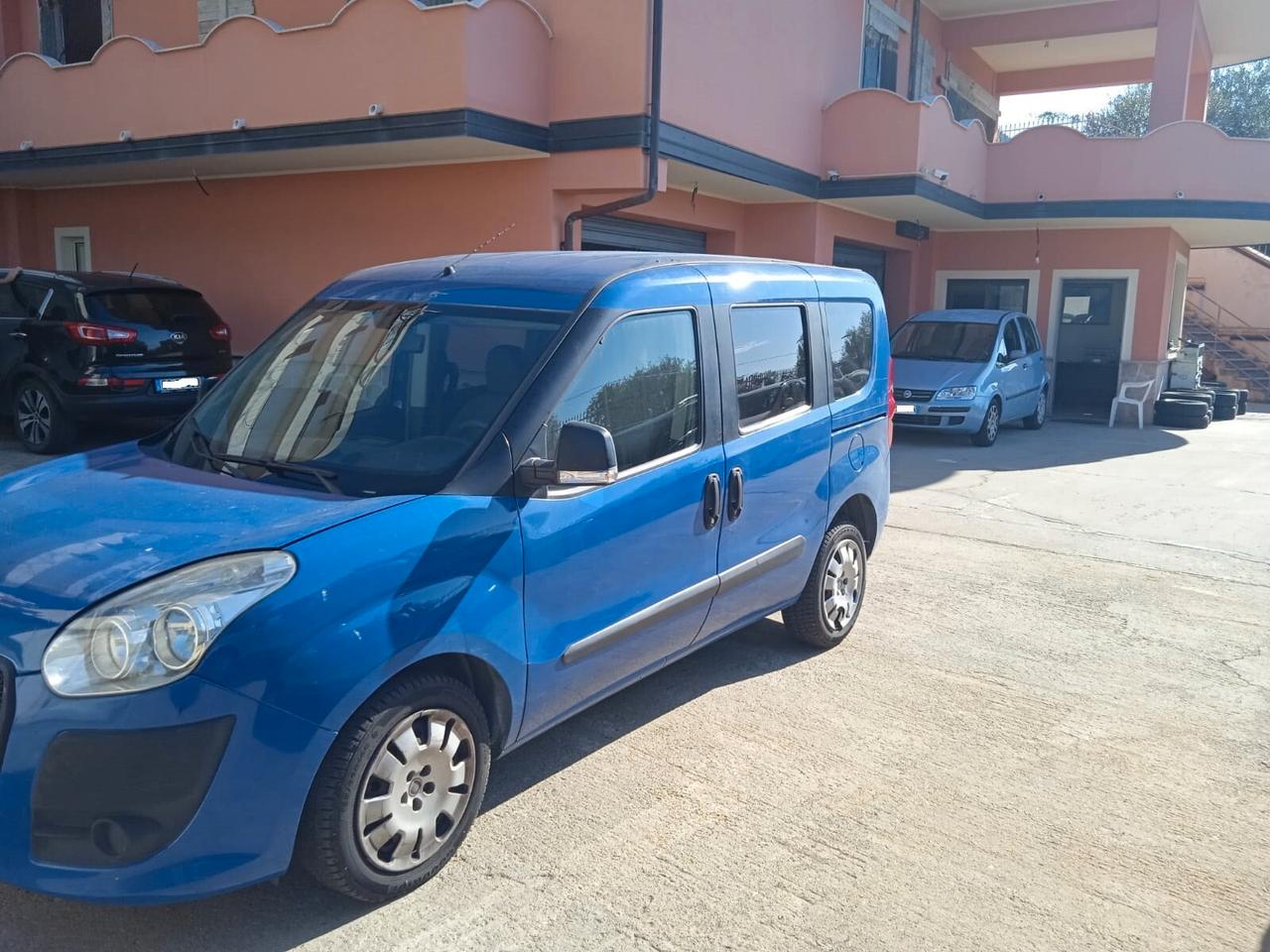 Fiat doblò 1.6mjt 105CV Emotion autovettura 5posti
