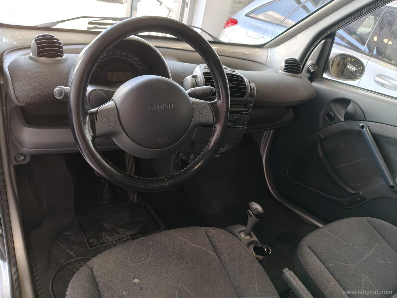SMART fortwo coupé pure cdi