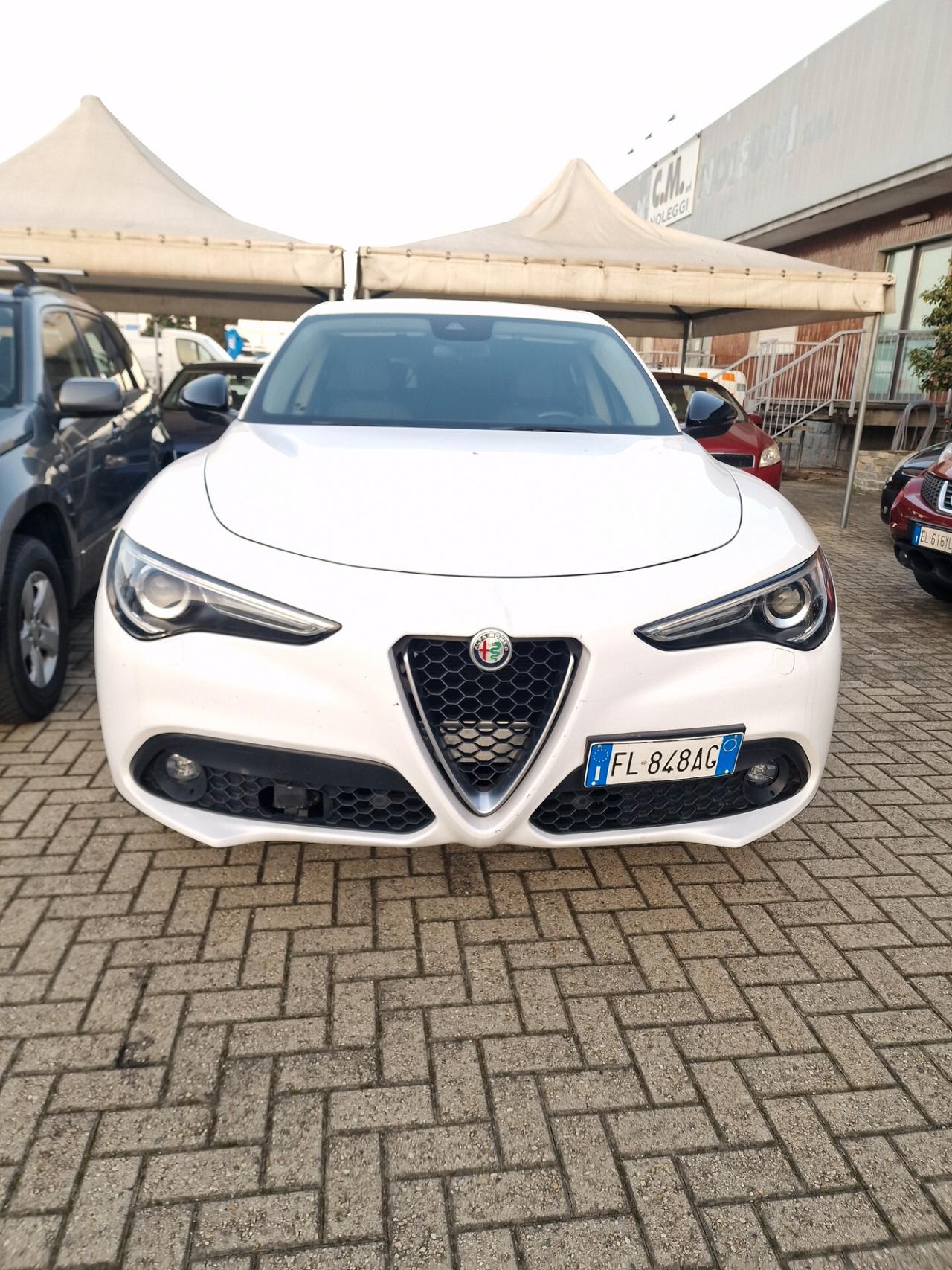 Alfa Romeo Stelvio 2.2 Turbodiesel 210 CV AT8 Q4 Executive