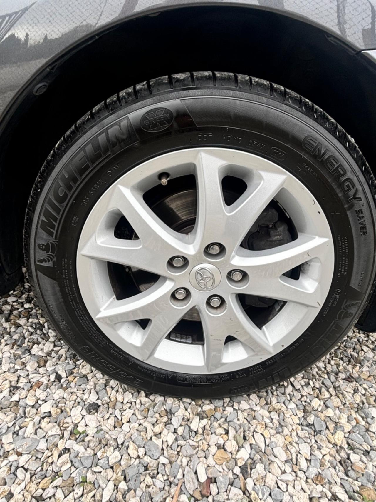 Toyota Corolla Verso 2.2 16V D-4D D-Cat