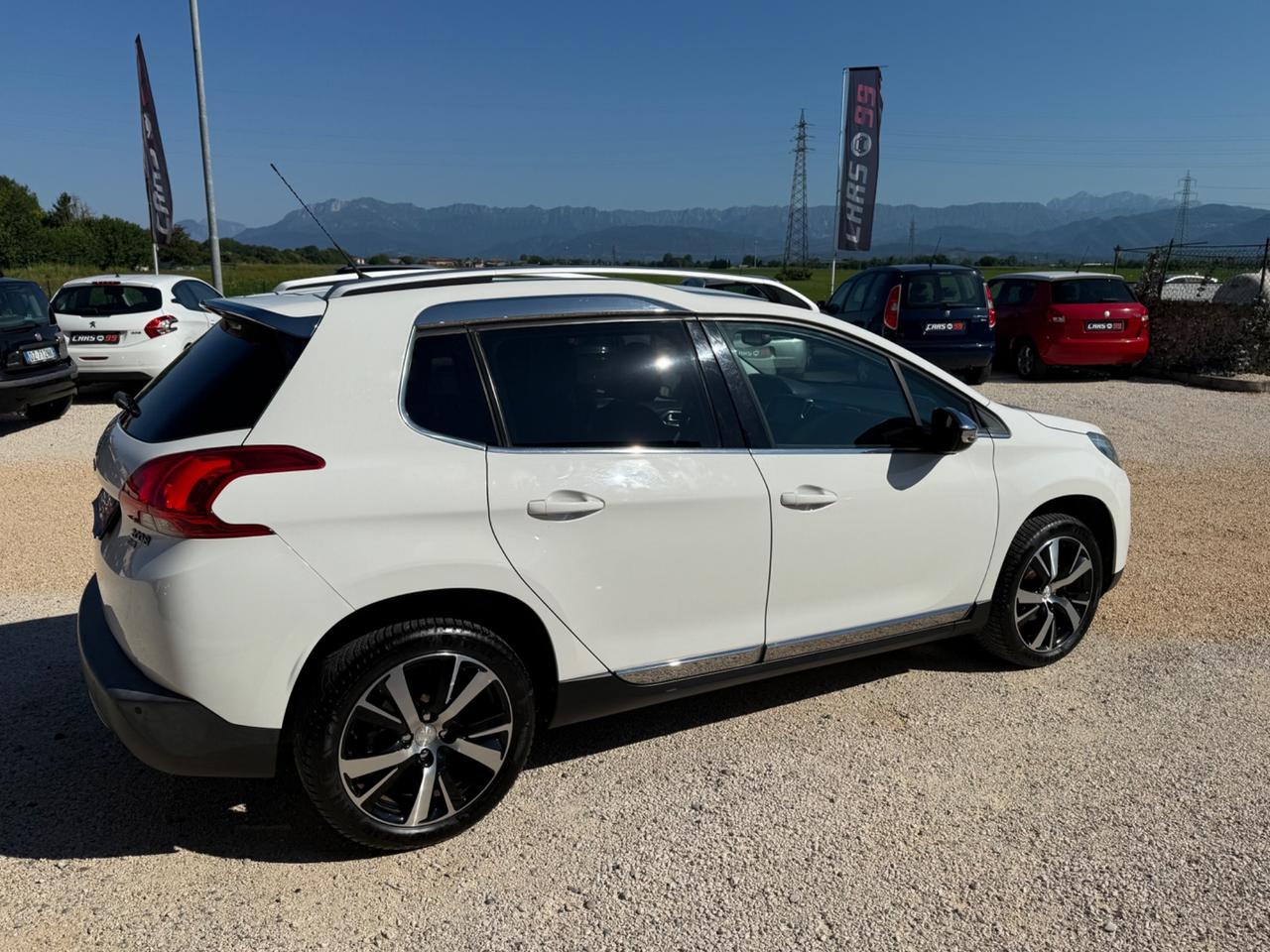 Peugeot 2008 1.6 e-HDi 92 CV Stop&Start Urban Cross