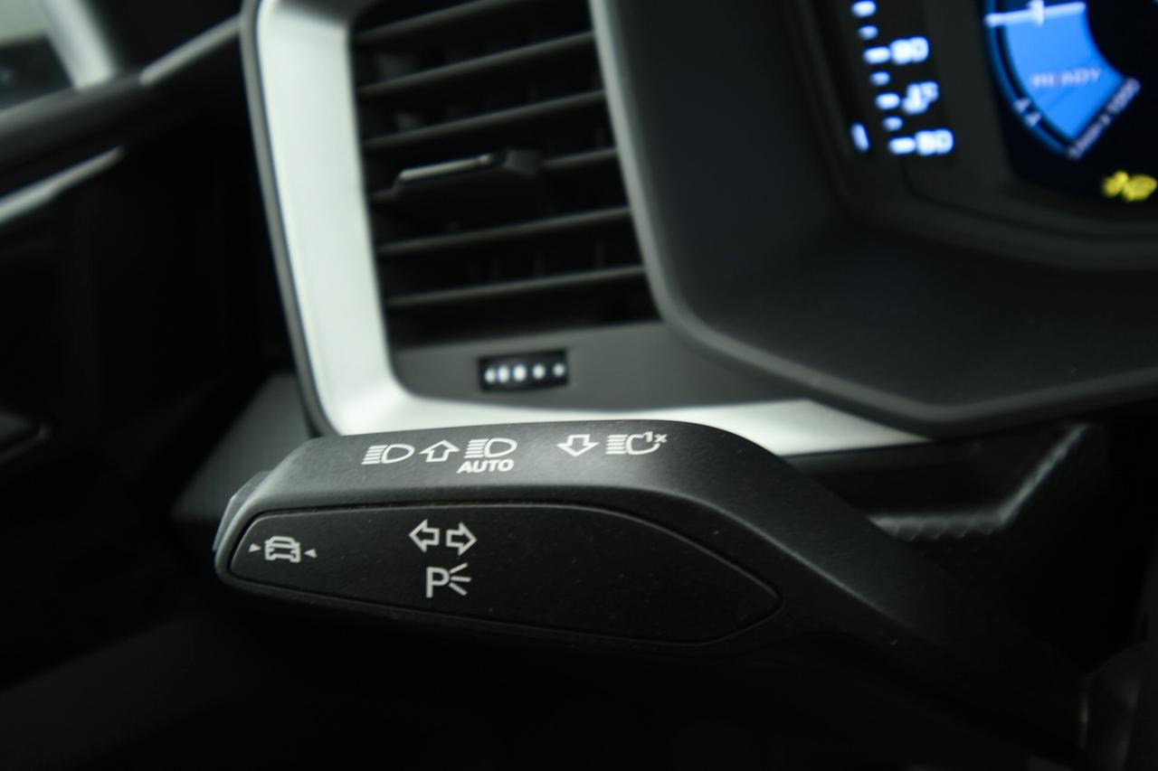 Audi A1 sportback 25 1.0 tfsi S-Line admired advanced s-tronic