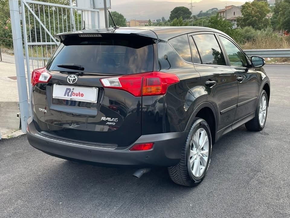 Toyota RAV 4 RAV4 2.2 D-4D 4WD Style