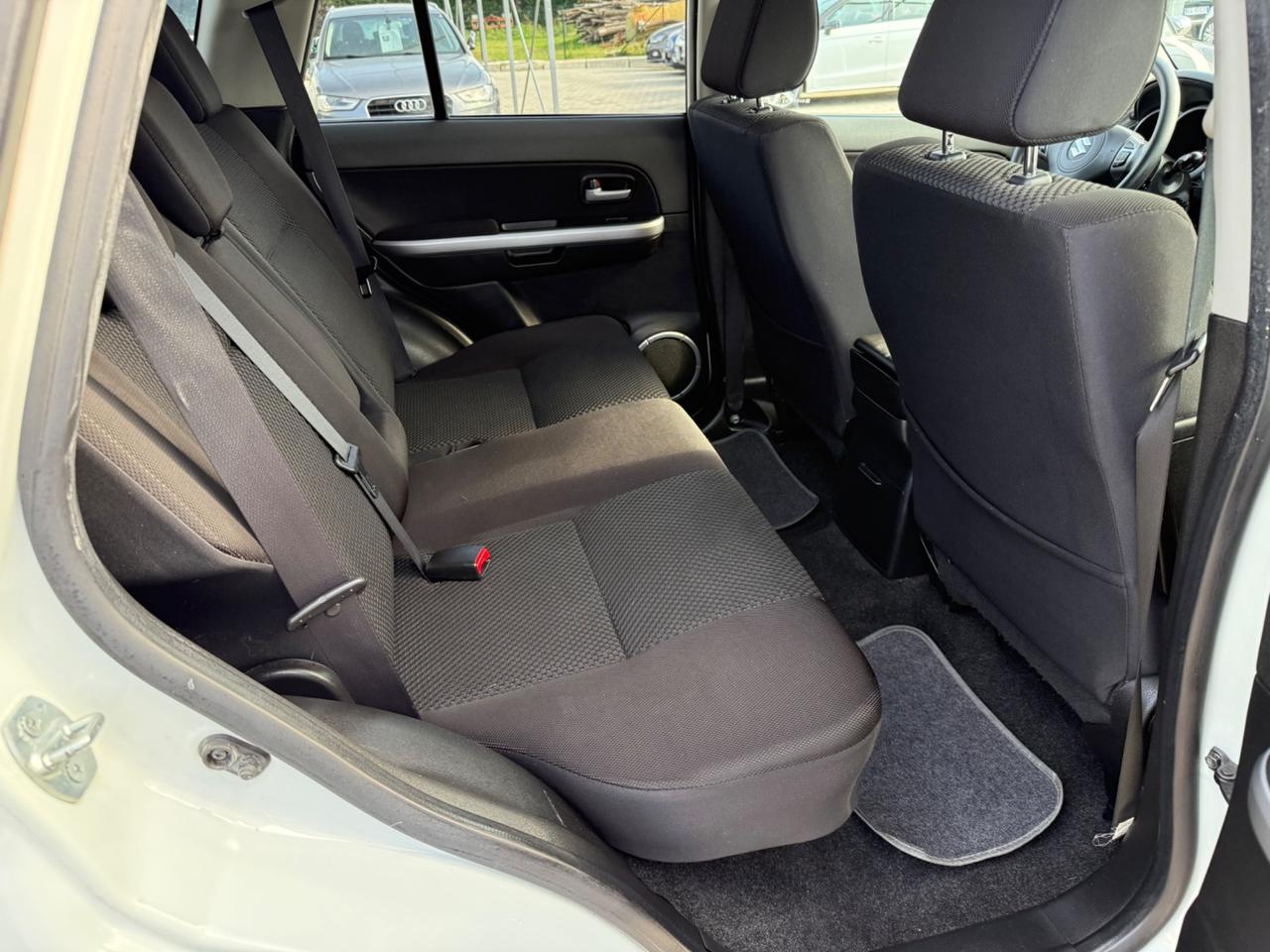 Suzuki Grand Vitara 1.9 DDiS 5P *4x4 PERLATO