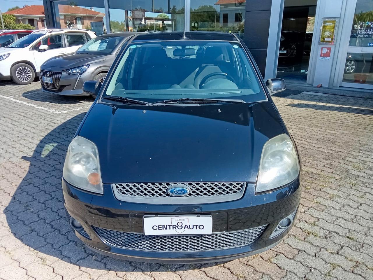 Ford Fiesta 1.2 16V 5p. Titanium