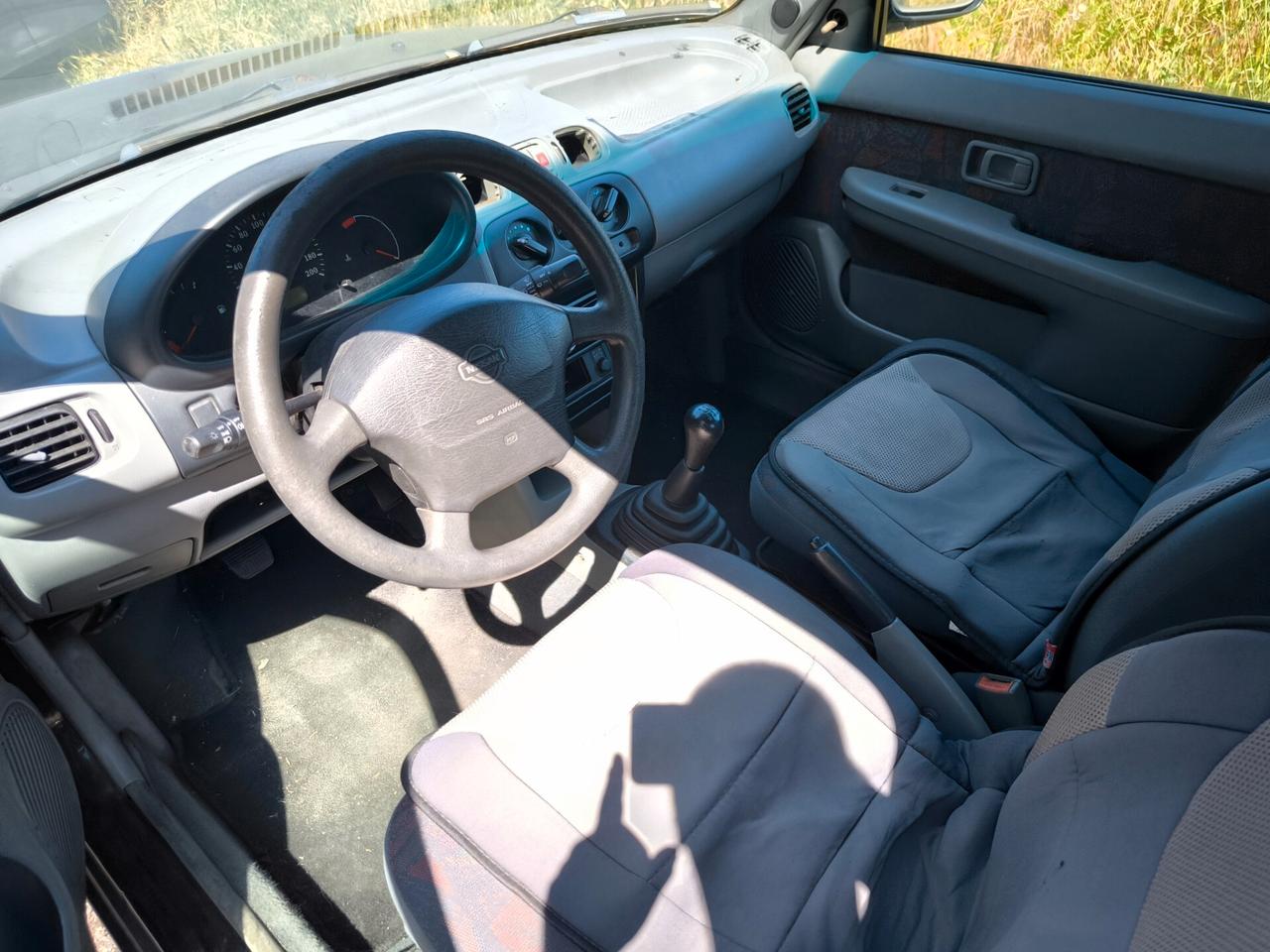 Nissan Micra 1.0i 16V cat 3 porte