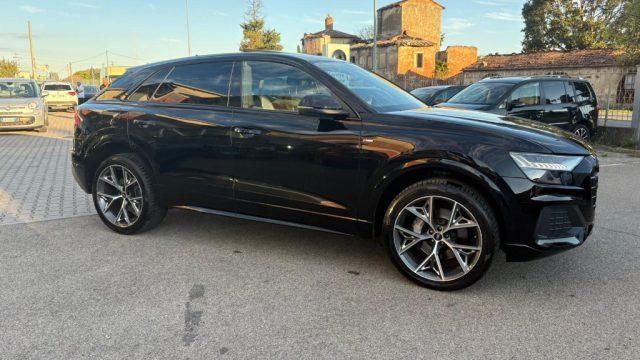 AUDI Q8 50 TDI 286 CV quattro tip Sport TETTO PANORAMA