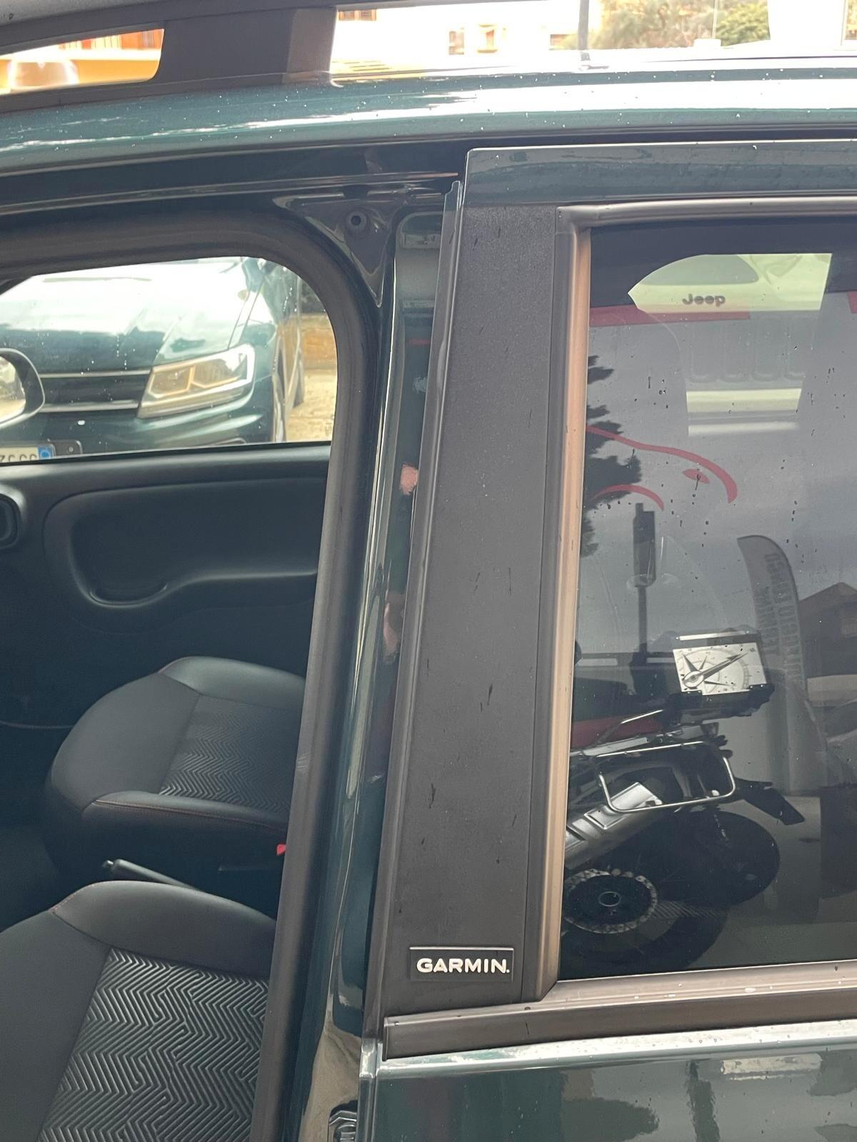 Fiat Panda 1.0 FireFly S&S Hybrid Garmin