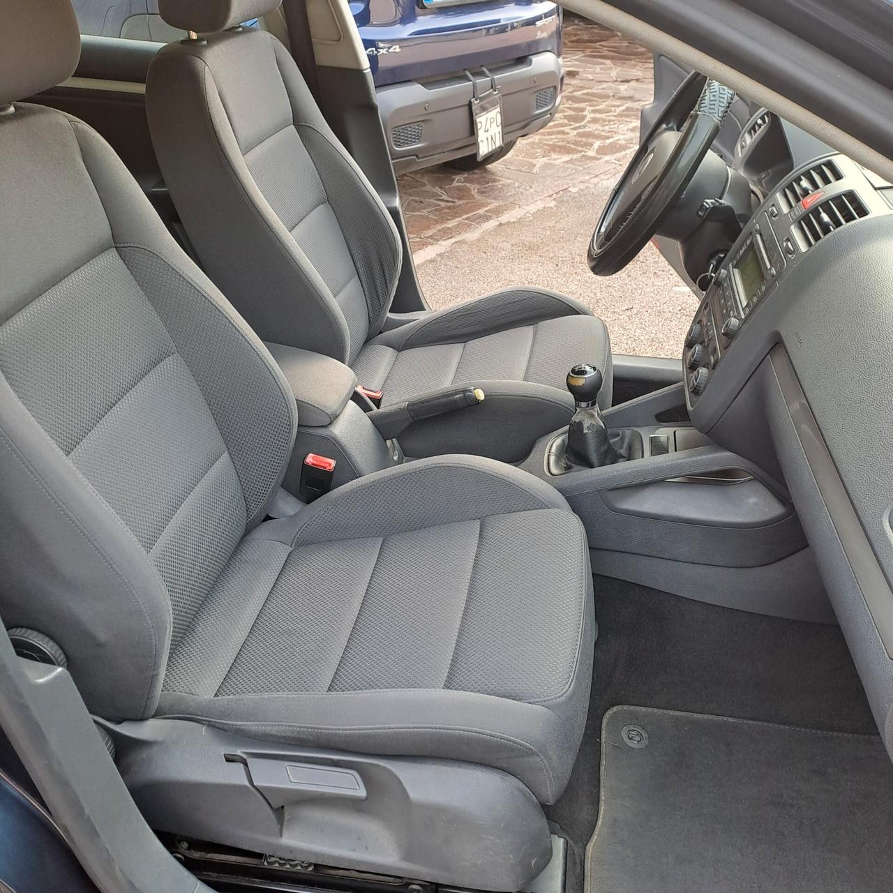 Volkswagen Golf 2.0 16V TDI 5p. Comfortline