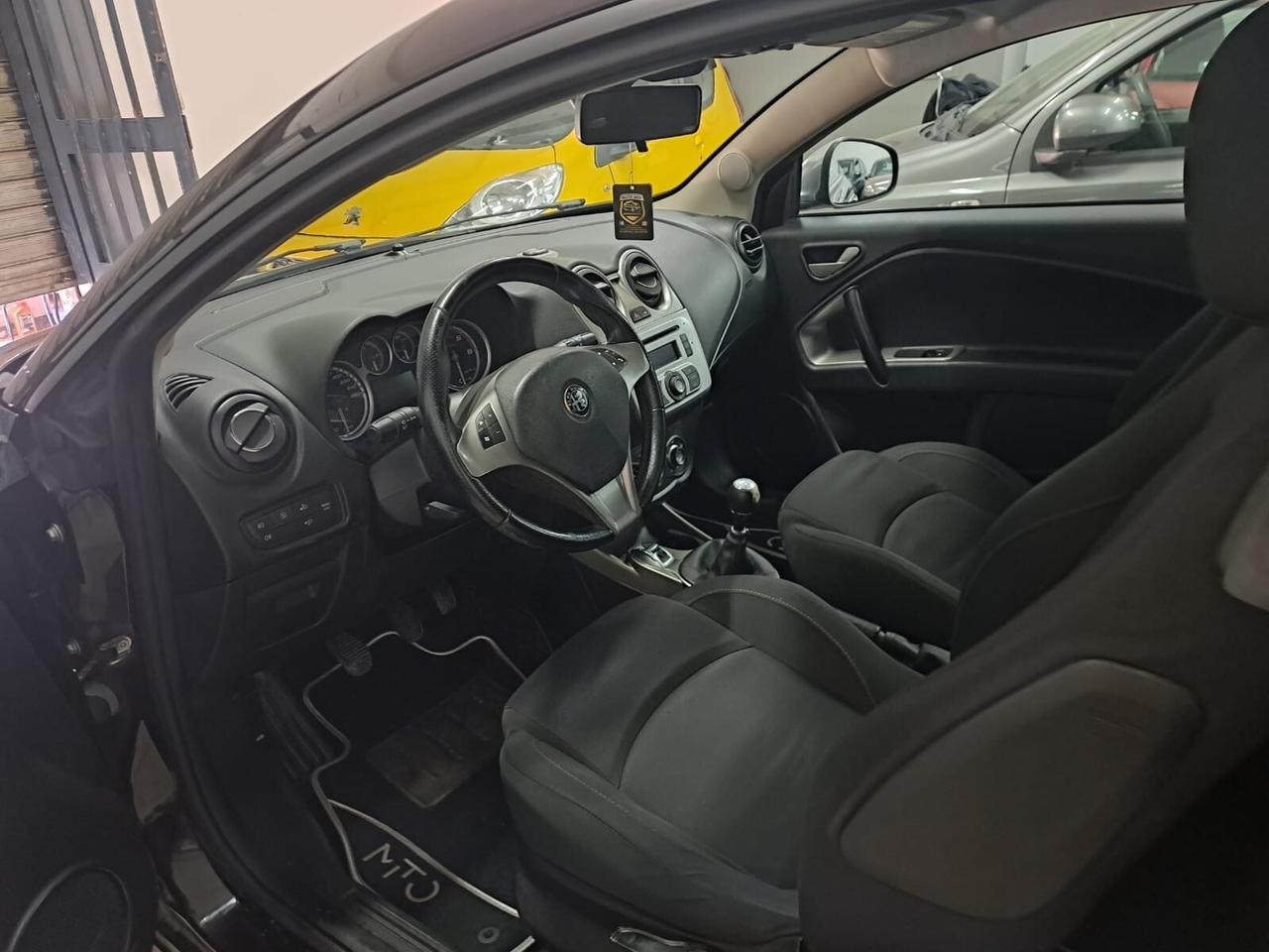 Alfa Romeo mito 1.3 jtdm uniconprop 2013